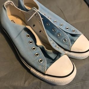 Converse Chuck Taylor’s
